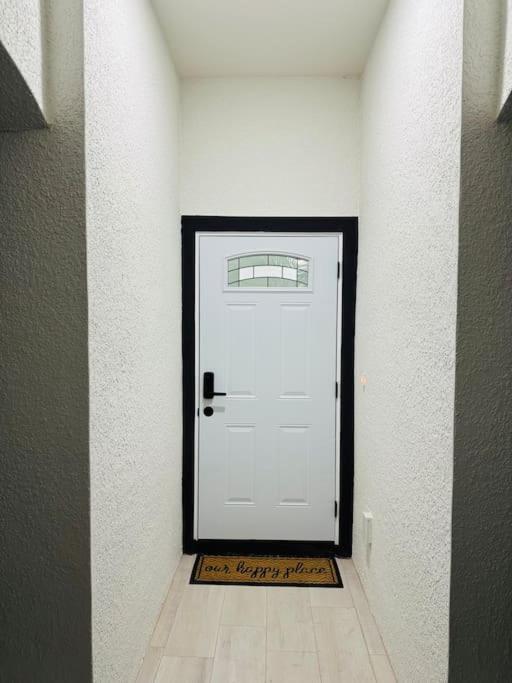 White House 1 Lehigh Acres Exterior foto